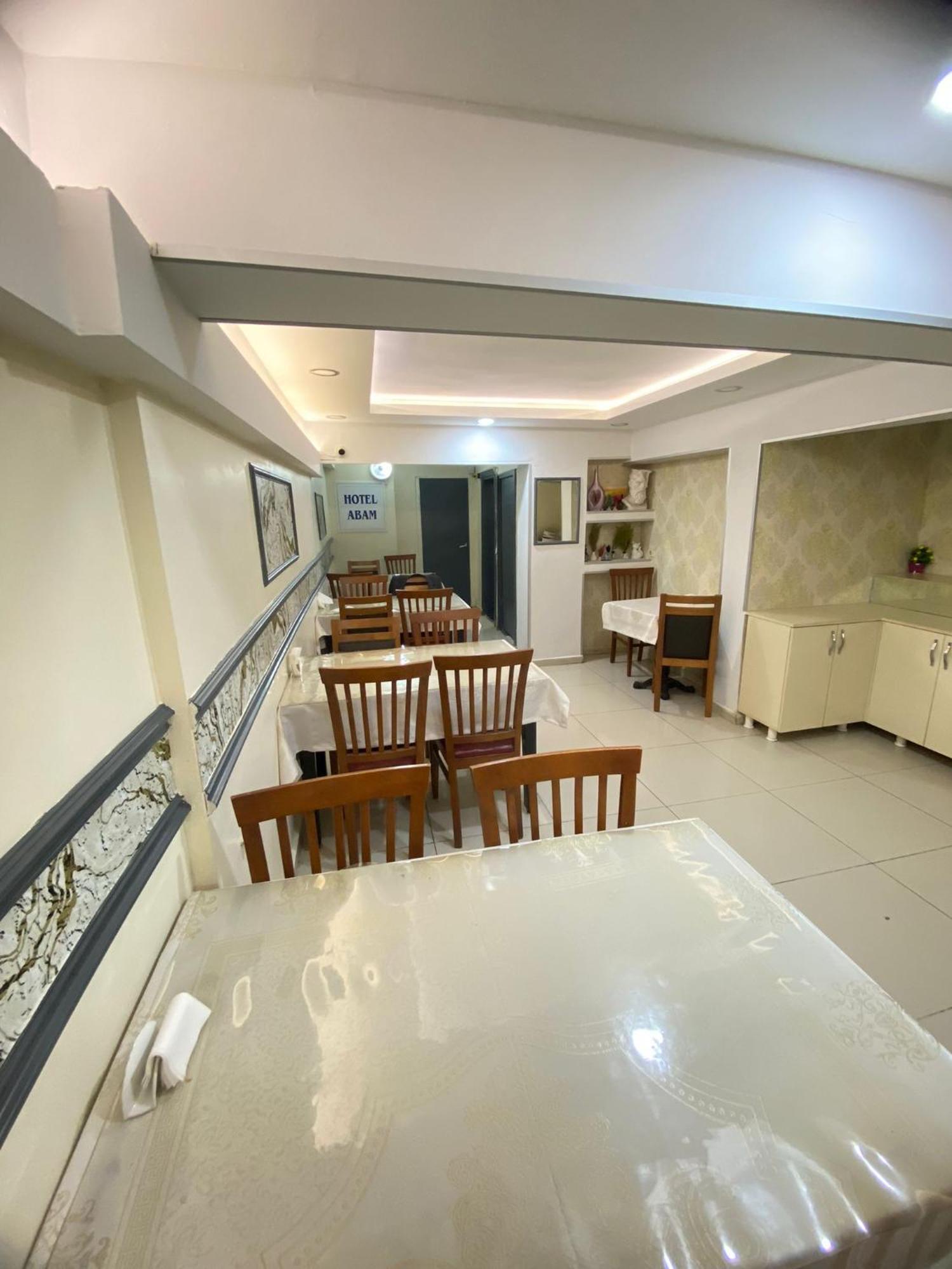 Otel Abam